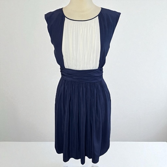 BODEN Selina Dress Fit & Flare Navy Blue White Pleated Front Panel, Size 6 - Picture 1 of 9